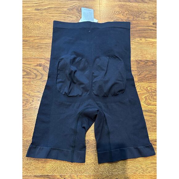 Ingrid & Isabel Women's Maternity Shapewear Black Size M NWT Comfy & Supportive - Picture 2 of 6